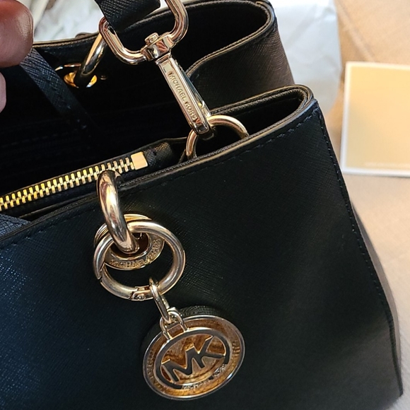 NEW Michael Kors Cynthia Satchel Purse Bag - Picture 9 of 11